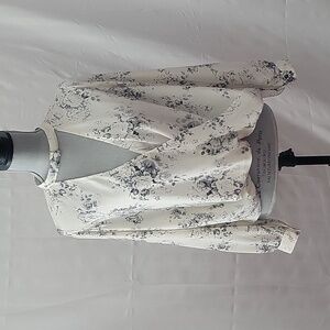 LUSH Woman V-Neck With Button Collar Black & Beige Floral Blouse, Size: S